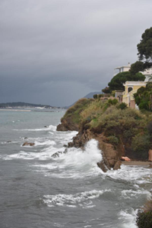 Les Flots D'Azur ツーロン エクステリア 写真